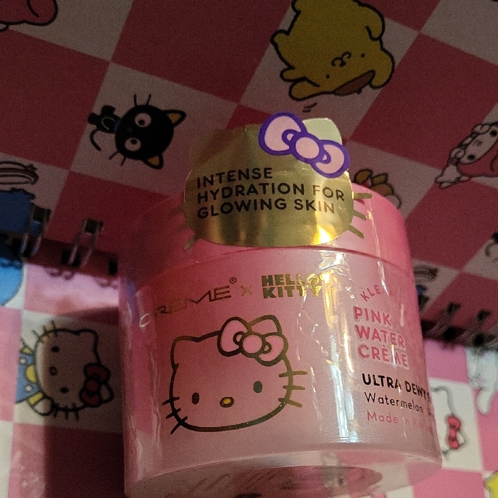 Hello Kitty Pink Water Crème - Hydrating Pink Gel